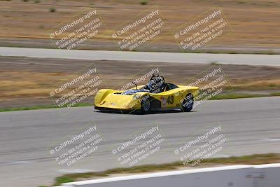 media/Apr-30-2022-CalClub SCCA (Sat) [[98b58ad398]]/Around the Pits/